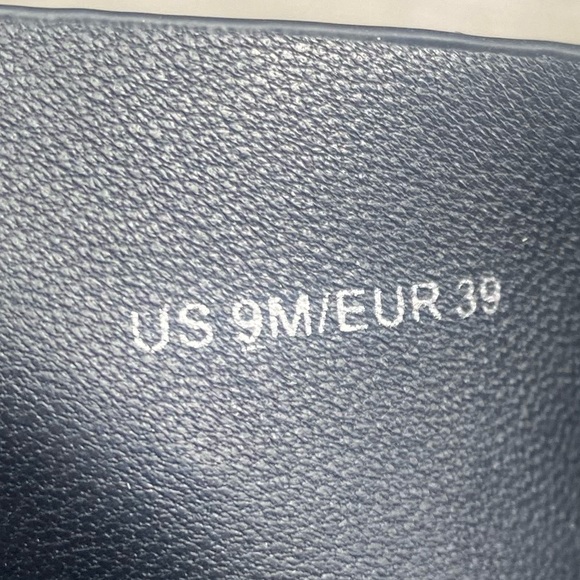 Vince Leather Espadrilles Size 9 Black - EUC- gorgeous and comfy - Picture 7 of 12